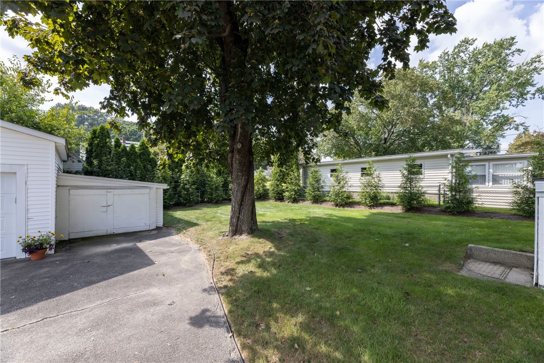 5 St Hughes Street Woonsocket, RI 02895 - Photo 33 of 35