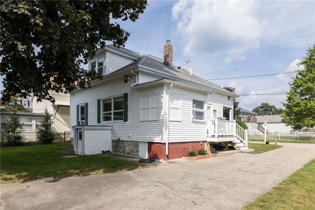 5 St Hughes Street Woonsocket, RI 02895 - Photo 6 of 35