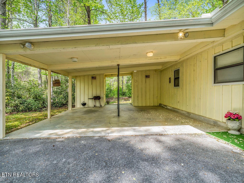 1062 North Ridge Place Sevierville, TN 37876 - Photo 8 of 37 Gallery Image 8