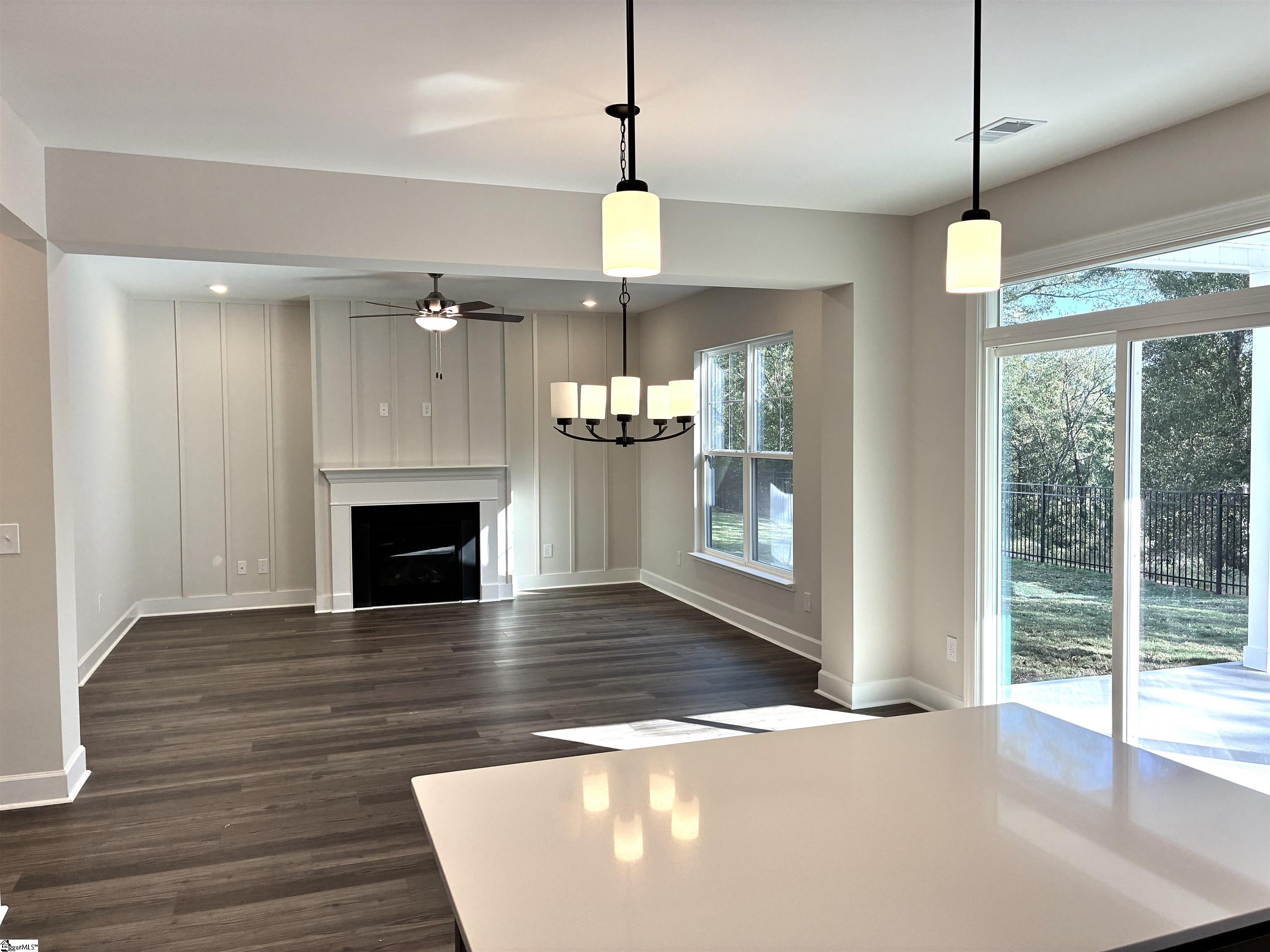 400 Rdg Pk Lane Greenville, SC 29607 - Photo 11 of 26 Gallery Image 11