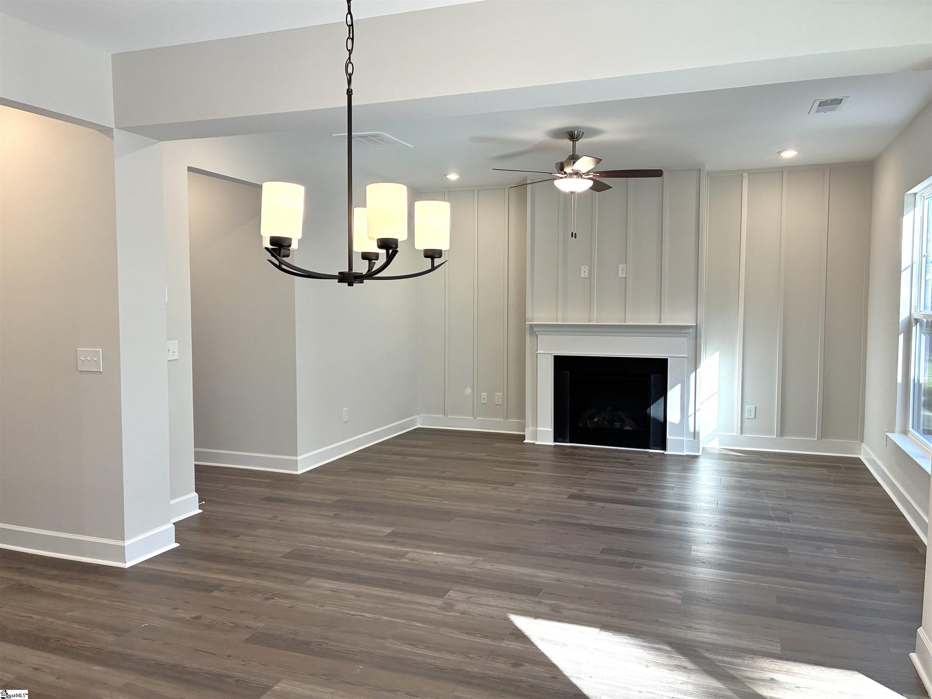 400 Rdg Pk Lane Greenville, SC 29607 - Photo 6 of 26 Gallery Image 6