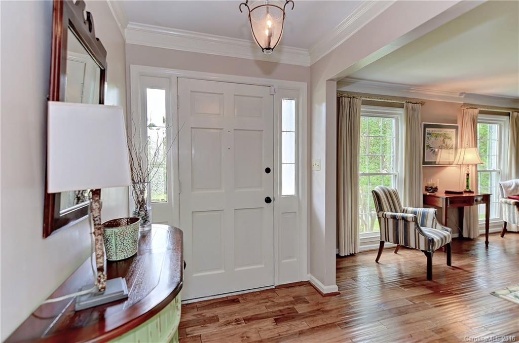8203 Prince George Road Charlotte, NC 28210 - Photo 2 of 24 Gallery Image 2