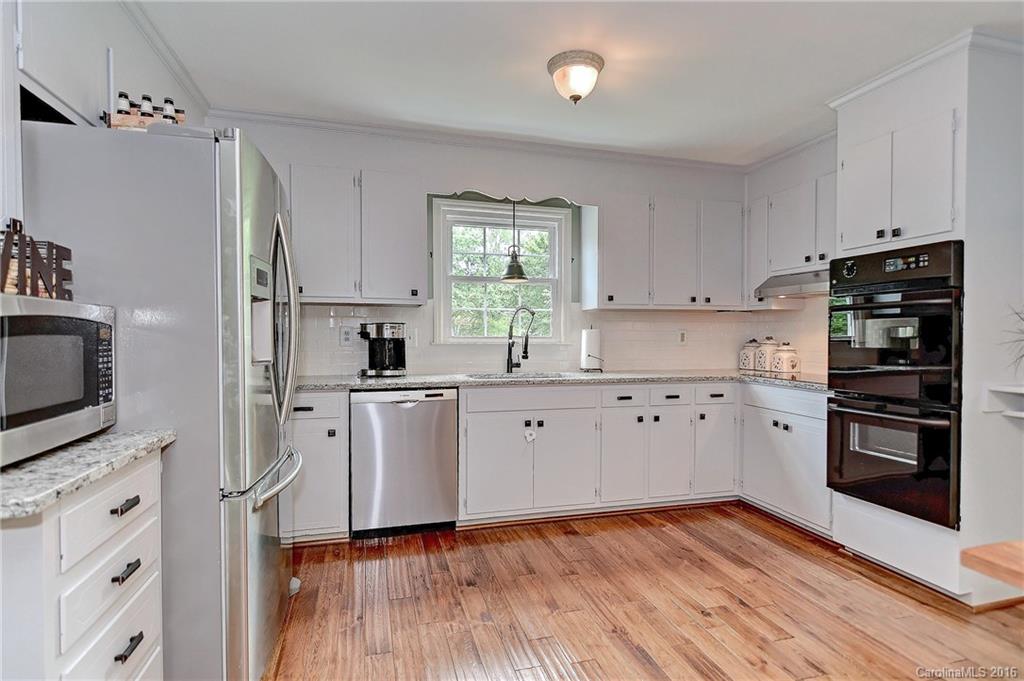 8203 Prince George Road Charlotte, NC 28210 - Photo 6 of 24 Gallery Image 6
