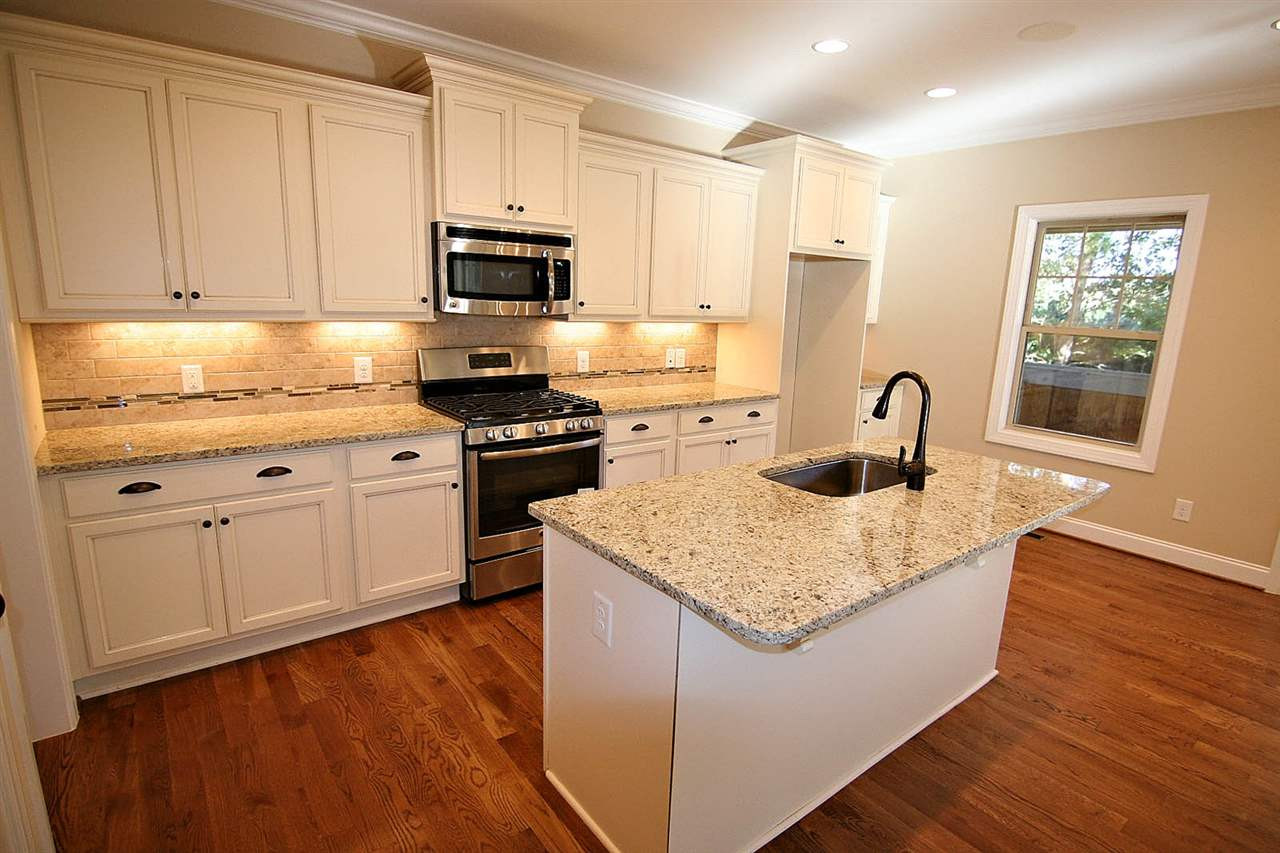6608 Electra Drive Raleigh, NC 27607 - Photo 6 of 25 Kitchen
