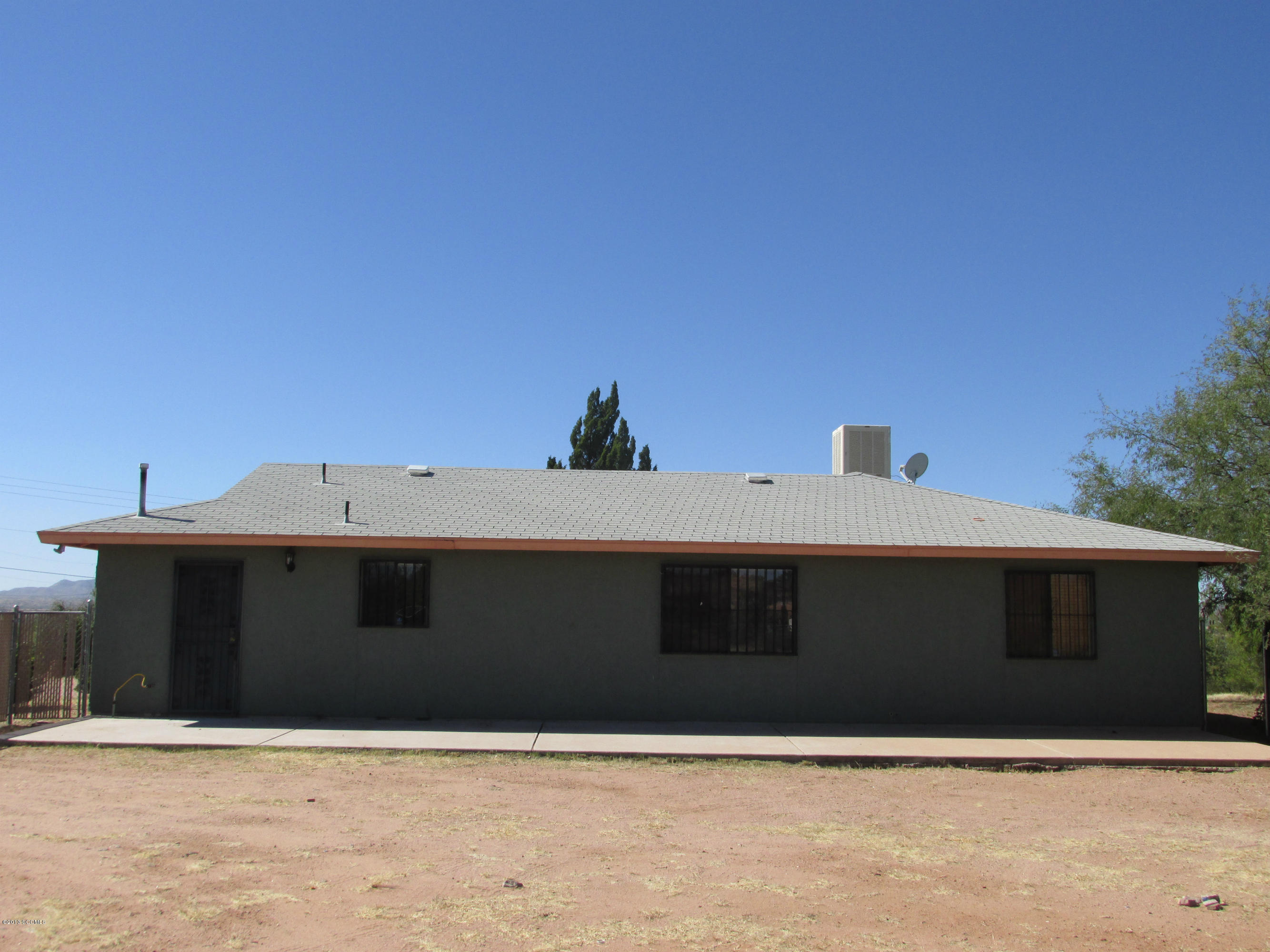 899 Via Savalza Rio Rico, AZ 85648 - Photo 15 of 17