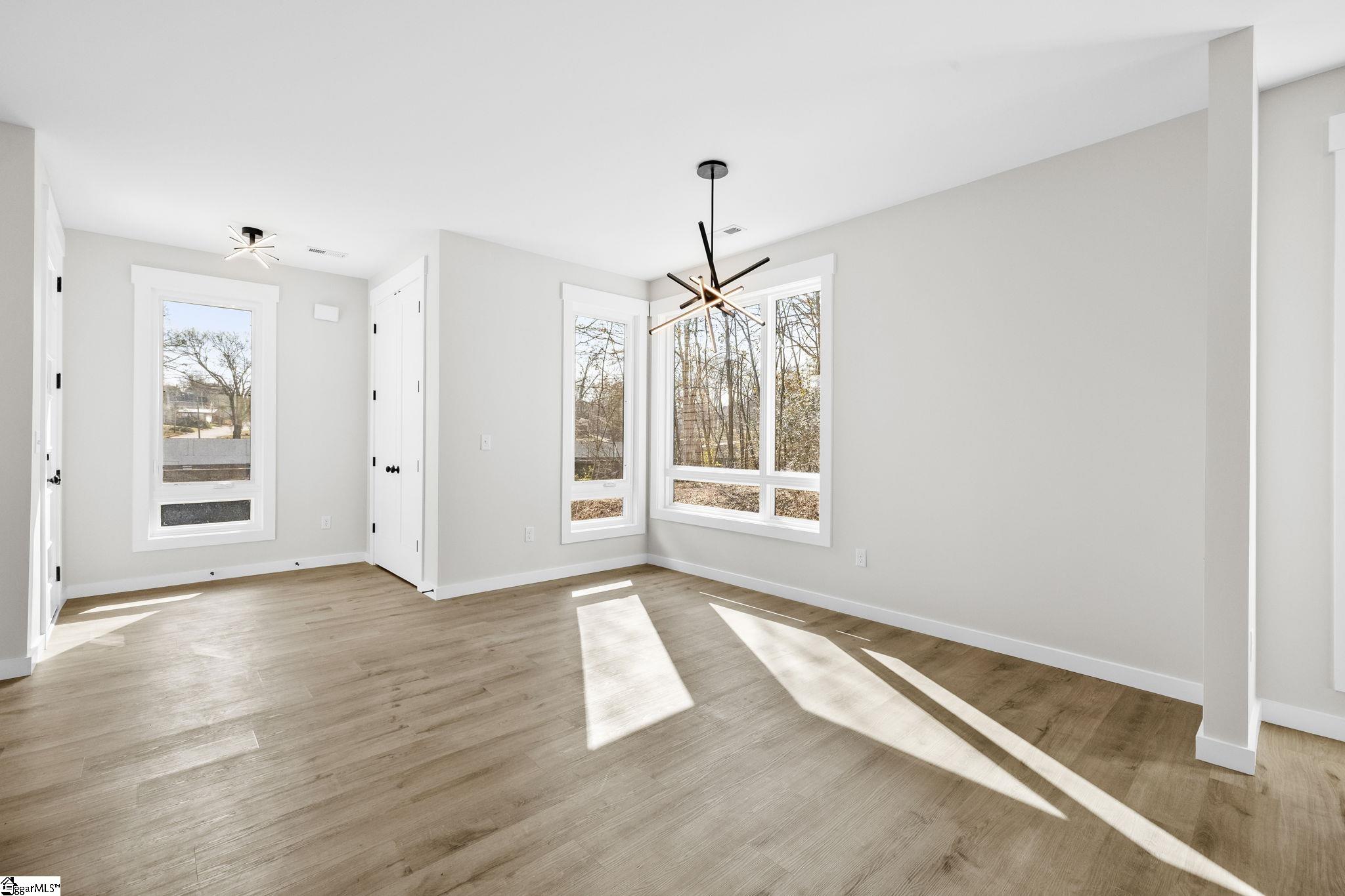 115 Jackson Street Greer, SC 29650 - Photo 10 of 44 Gallery Image 10