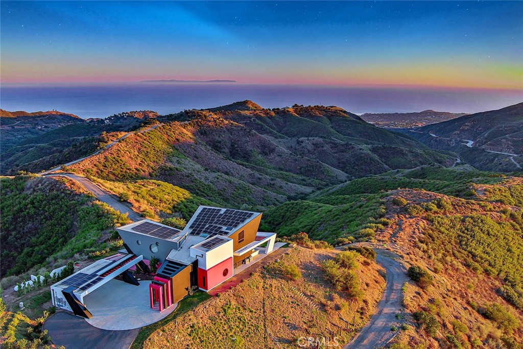 2514 Cayman Road Malibu, CA 90265 - Photo 4 of 73