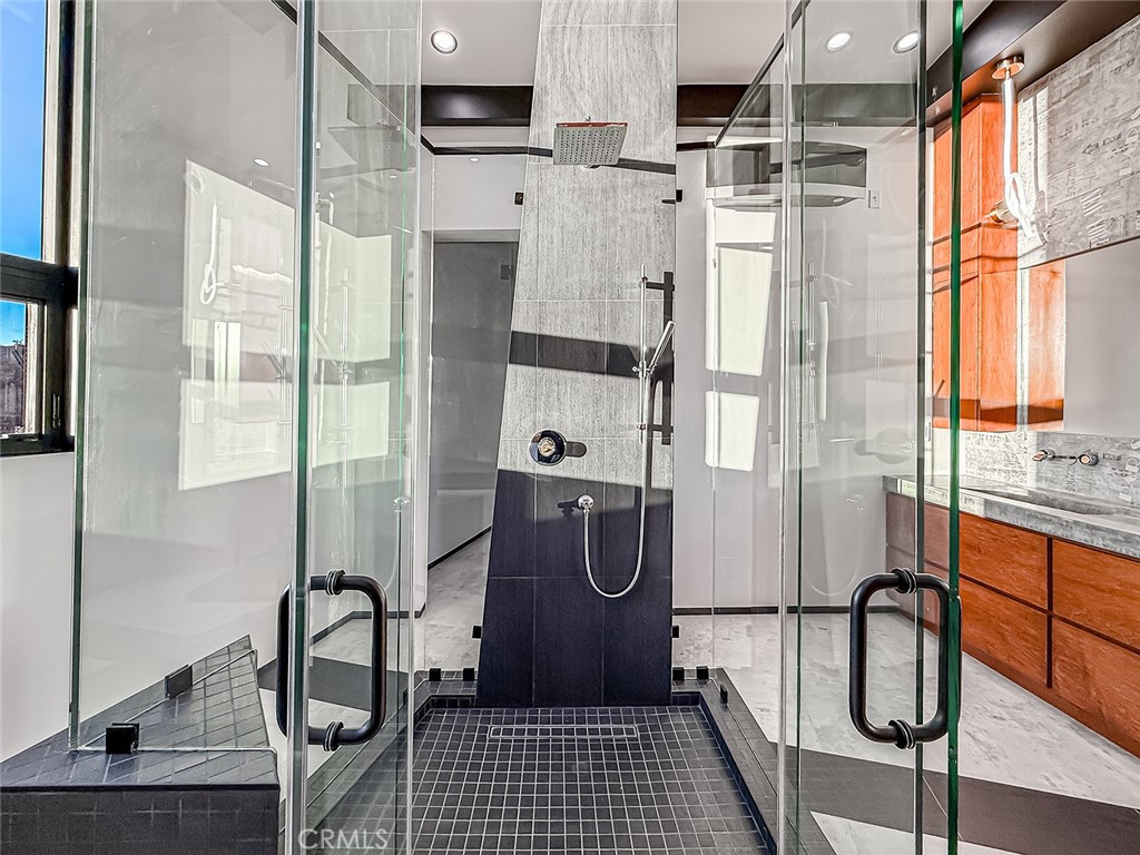 2514 Cayman Road Malibu, CA 90265 - Photo 43 of 73 a bathroom with a shower