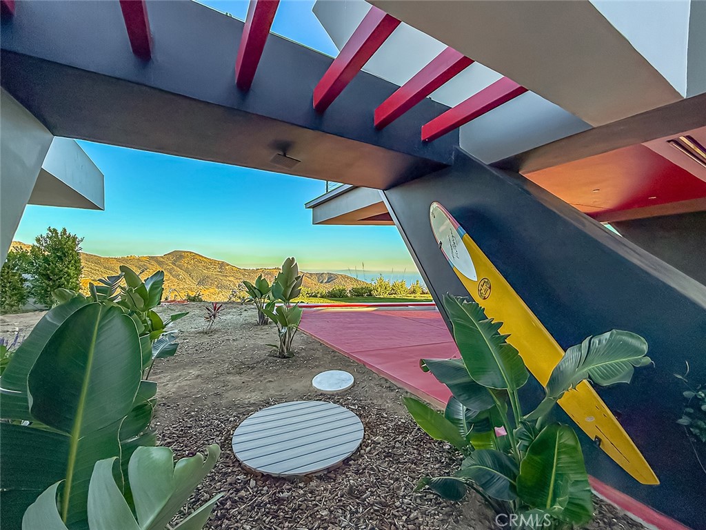 2514 Cayman Road Malibu, CA 90265 - Photo 55 of 73 a outdoor space with furniture