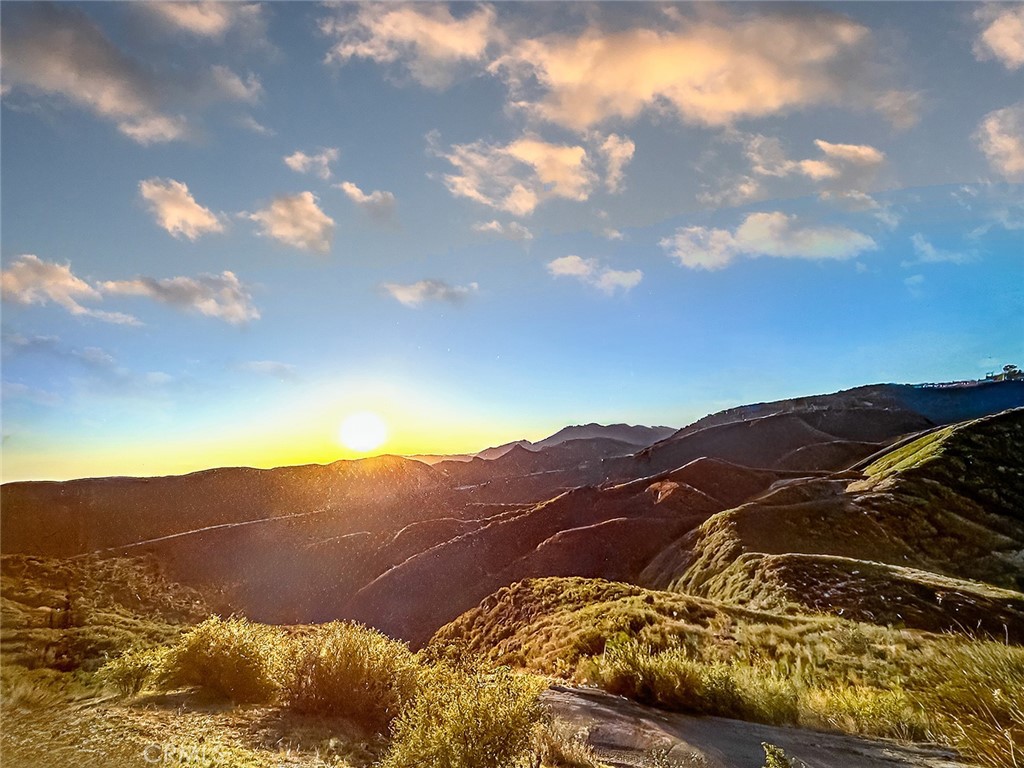 2514 Cayman Road Malibu, CA 90265 - Photo 62 of 73 a view of a house with a mountain