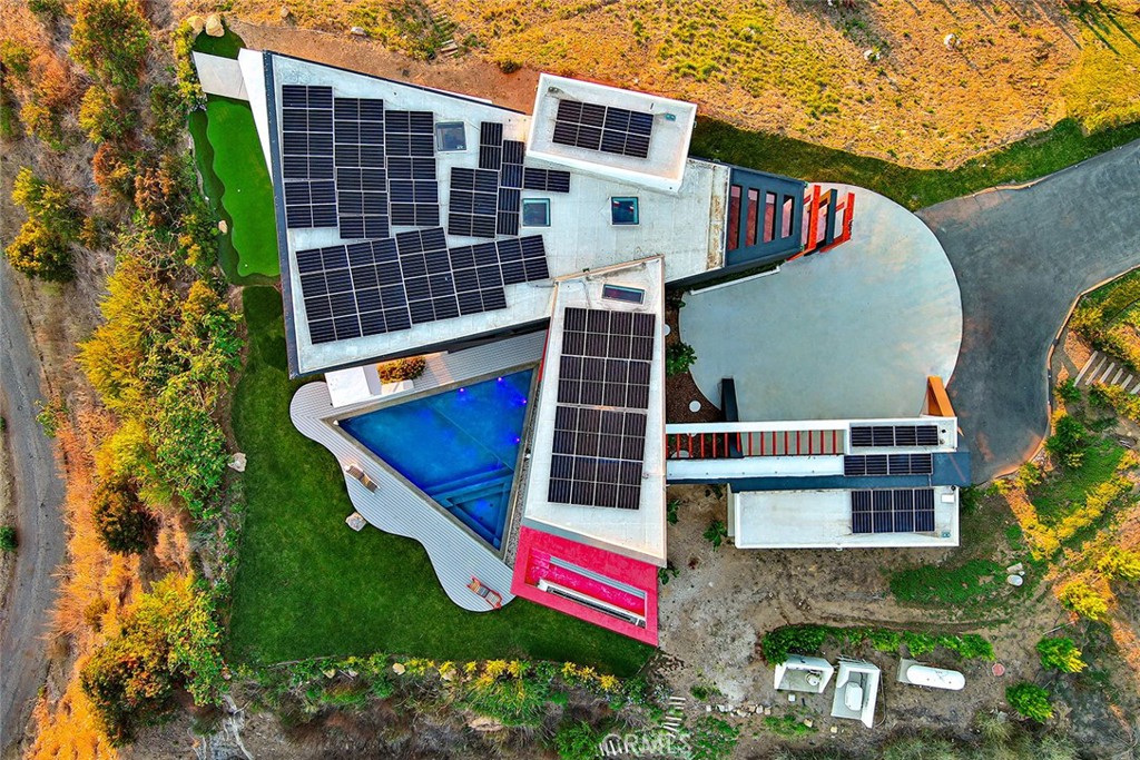 2514 Cayman Road Malibu, CA 90265 - Photo 72 of 73 a view of a building with a yard