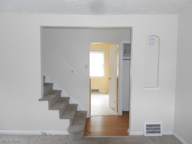 4041 Harwood Road South Euclid, OH 44121 - Photo 2 of 22