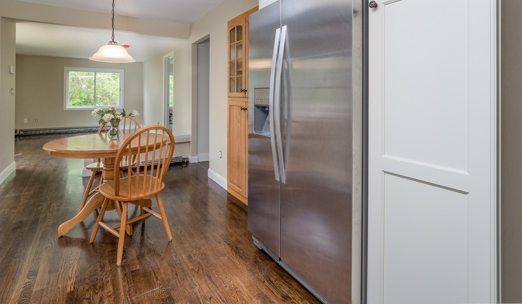 94 Chamberlain Road Westford, MA 01886 - Photo 6 of 14