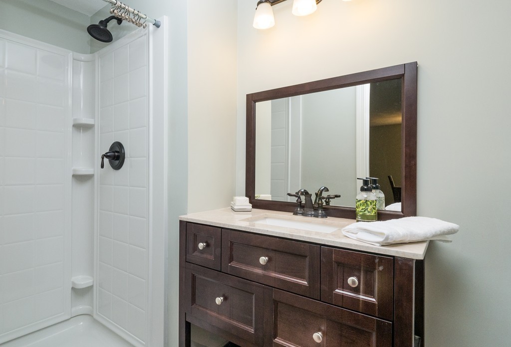 94 Chamberlain Road Westford, MA 01886 - Photo 8 of 14