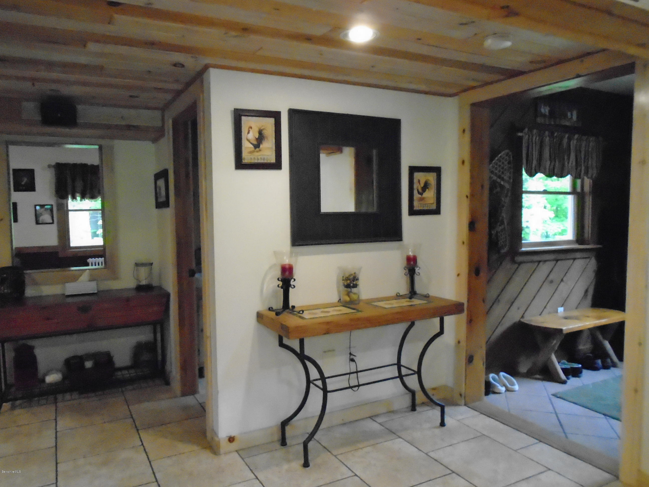 1350 South Main Road Otis, MA 01253 - Photo 18 of 56 a workspace with furniture and window