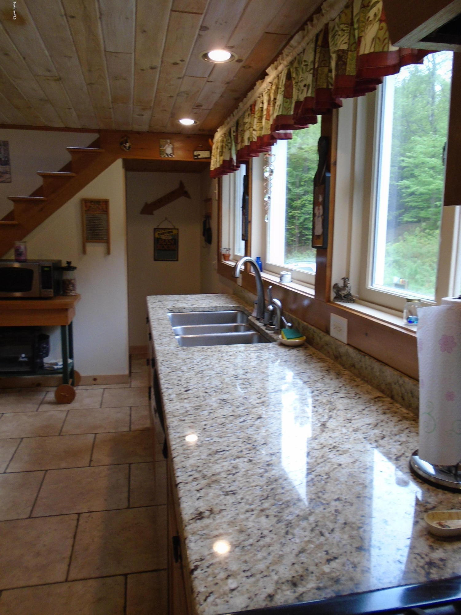 1350 South Main Road Otis, MA 01253 - Photo 8 of 56 DSC00981