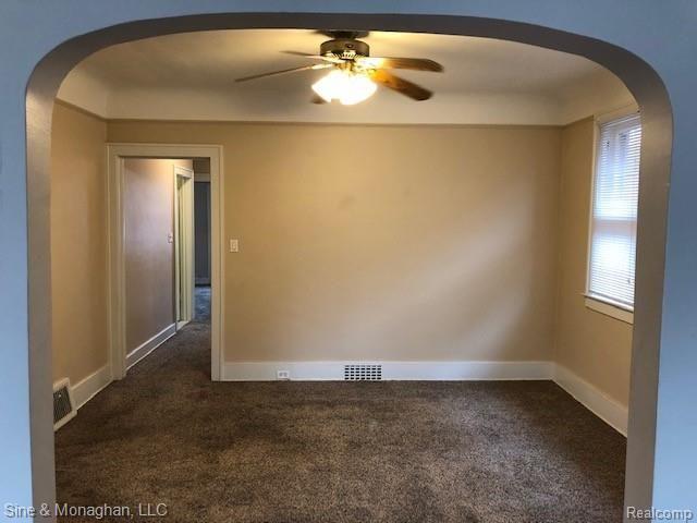 934 Nottingham Road Grosse Pointe, MI 48230 - Photo 4 of 43