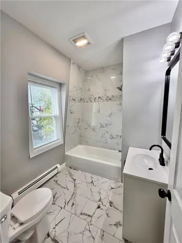 $2,500 | 73 Vernon Street, Unit 3, Providence, RI 02903