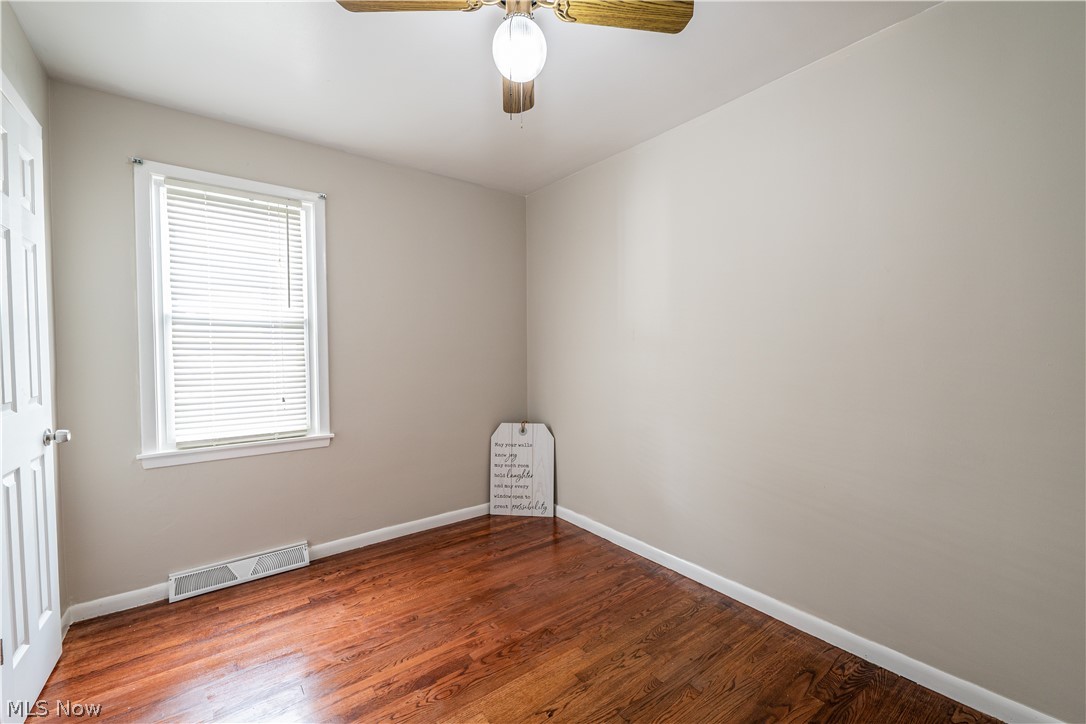 5965 Edgewood Road Cleveland, OH 44124 - Photo 16 of 35