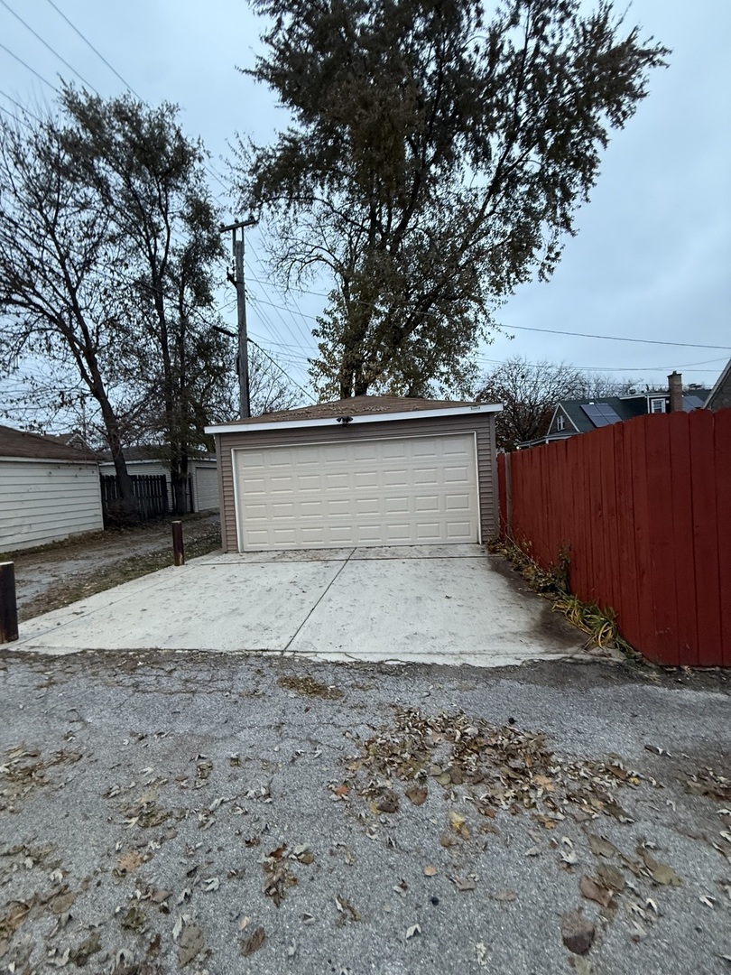 2610 West 80th Street Chicago, IL 60652 - Photo 26 of 27 a view of a yard with a tree