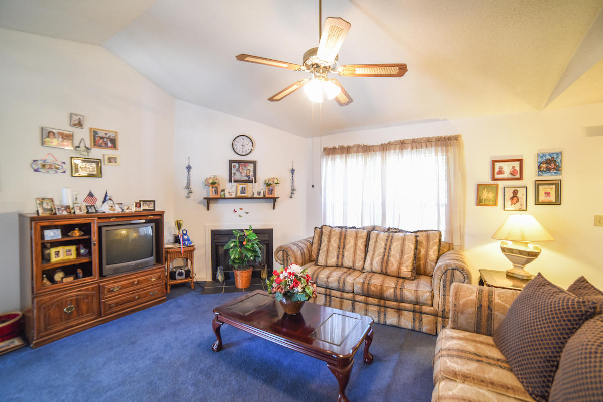 6221 Rolling Fork Road, Unit G North Charleston, SC 29406 - Photo 3 of 13 3-living room