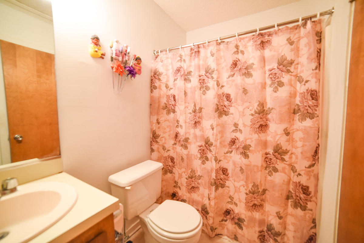 6221 Rolling Fork Road, Unit G North Charleston, SC 29406 - Photo 9 of 13 9-master bath
