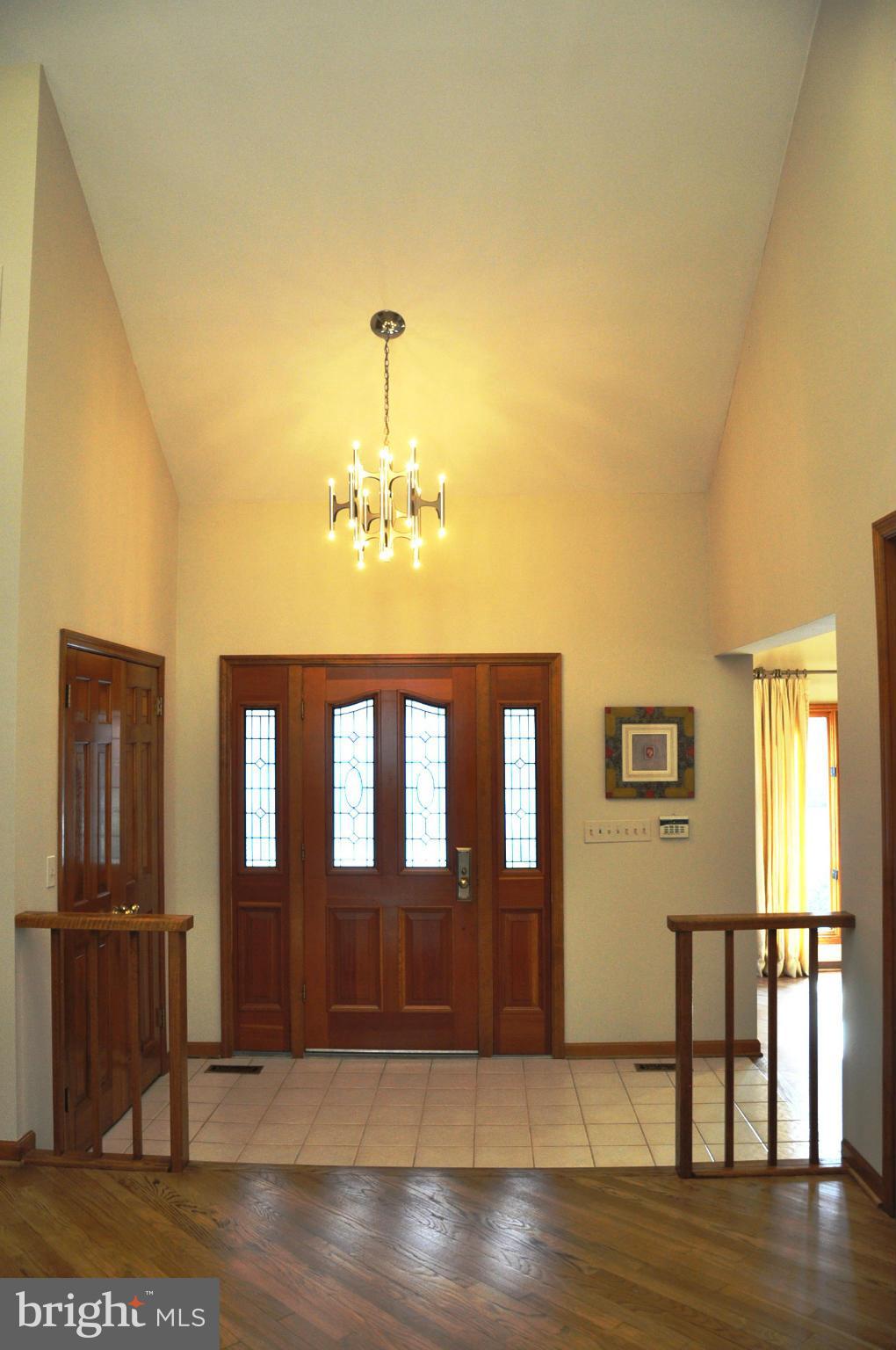 15801 River Road Germantown, MD 20874 - Photo 3 of 28 Interior (General)
