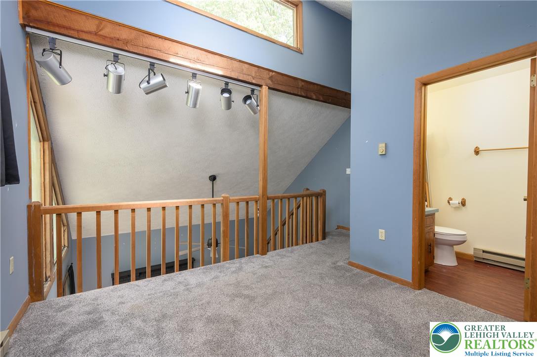 218 Blue Jay Court Bushkill, PA 18324 - Photo 28 of 37