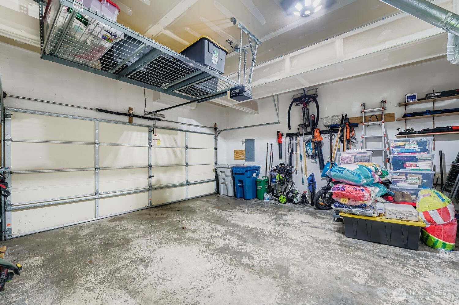 4109 South 220th Place, Unit 18 Kent, WA 98032 - Photo 26 of 29 a view of garage