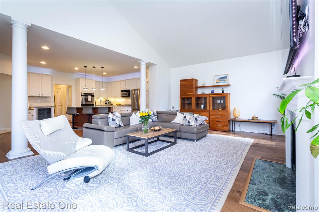 3585 Windingbrook Circle, Unit 89 Rochester Hills, MI 48309 - Photo 14 of 59 Gallery Image 14