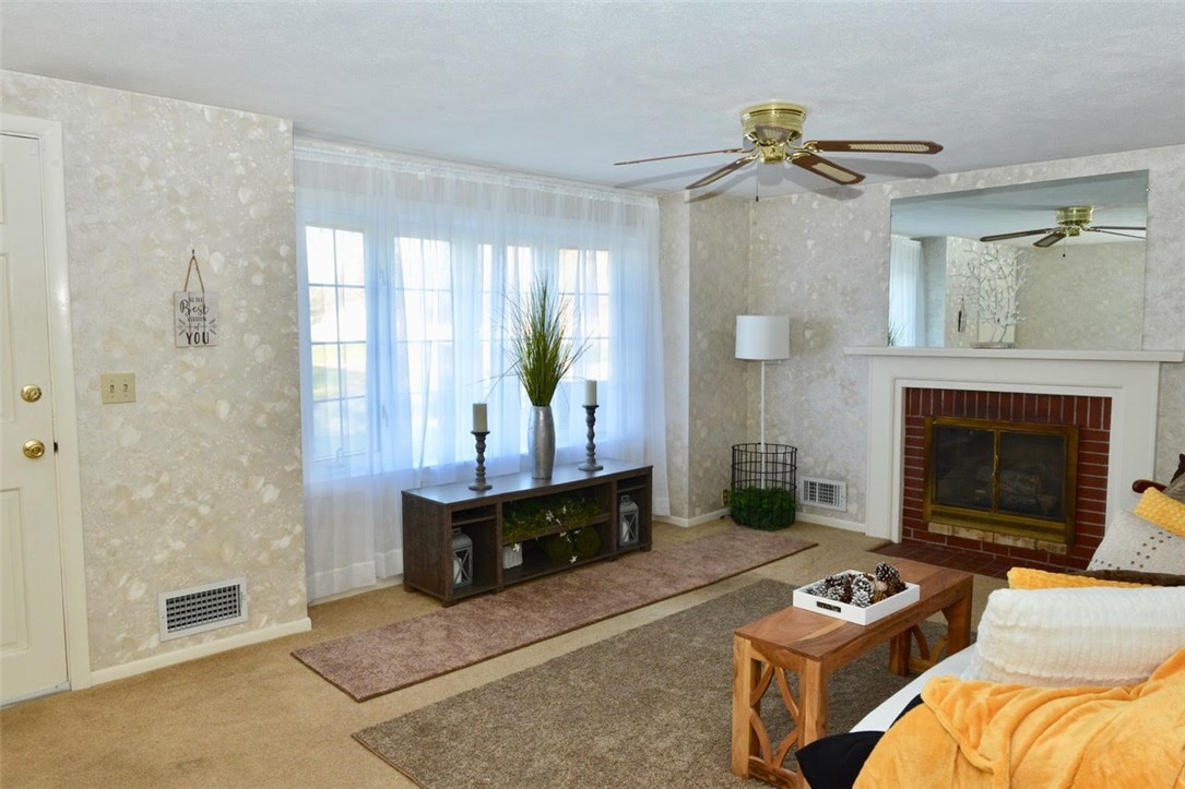 16 Kalmer Road Warwick, RI 02886 - Photo 6 of 30 Gallery Image 6