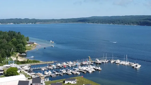 $1,550,000 | 4472 Crescent Beach Road, Onekama, MI 49675