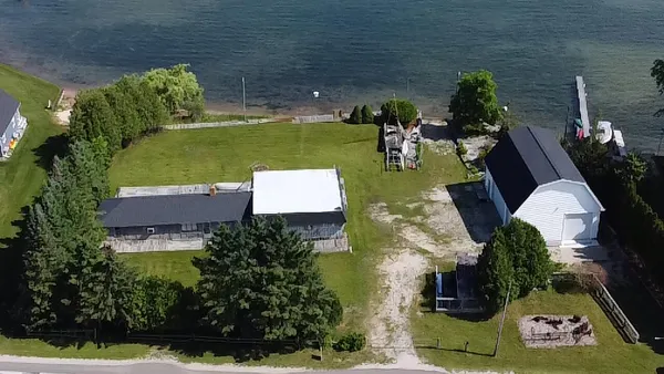 $1,550,000 | 4472 Crescent Beach Road, Onekama, MI 49675