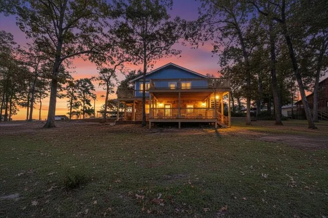 $675,000 | 7270 Panarama Drive East, Frankston, TX 75763