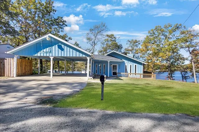 $675,000 | 7270 Panarama Drive East, Frankston, TX 75763