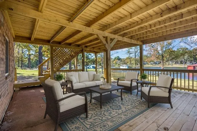 $675,000 | 7270 Panarama Drive East, Frankston, TX 75763