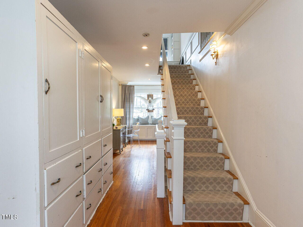 2607 Fairview Road Raleigh, NC 27608 - Photo 38 of 49 038-1280x960-upstairs-hallway