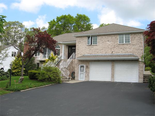 60 Raffaele Drive Waltham, MA 02452 - Photo 1 of 18 Gallery Image 1