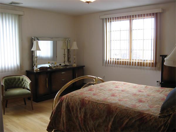 60 Raffaele Drive Waltham, MA 02452 - Photo 12 of 18 Gallery Image 12