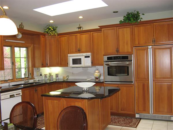 60 Raffaele Drive Waltham, MA 02452 - Photo 4 of 18 Gallery Image 4