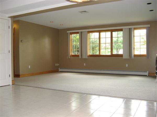 60 Raffaele Drive Waltham, MA 02452 - Photo 10 of 18 Gallery Image 10