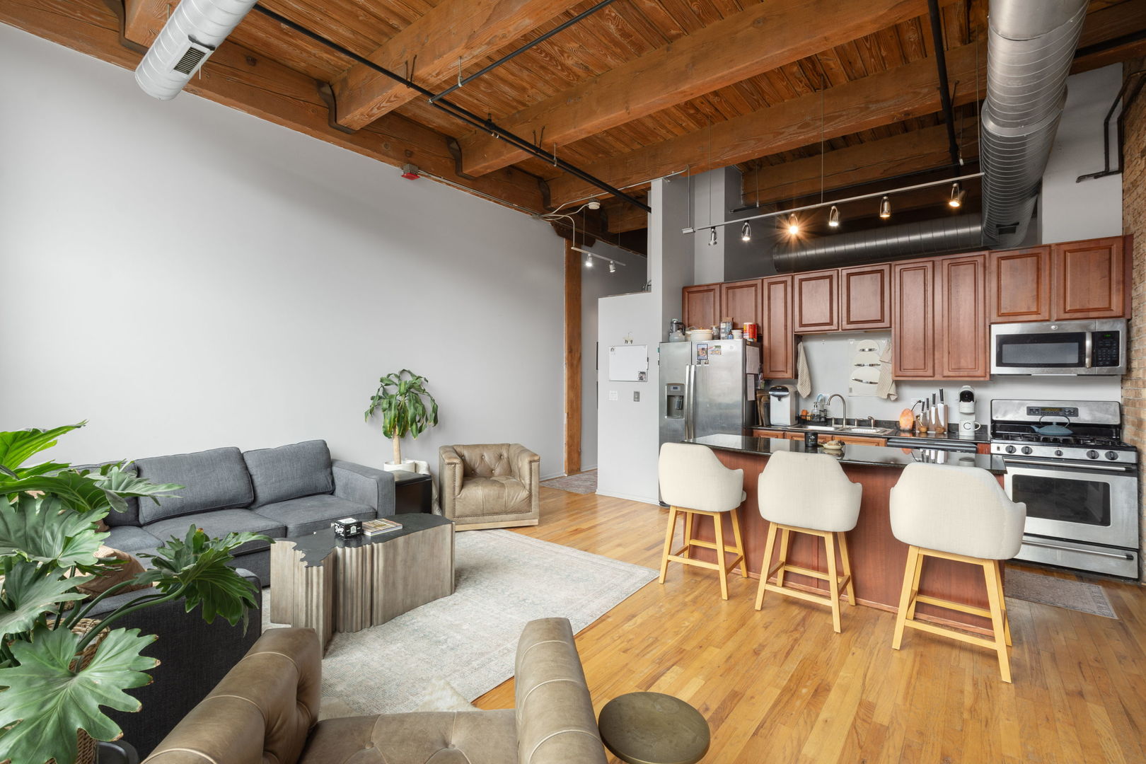 1500 West Monroe Street, Unit 413 Chicago, IL 60607 - Photo 5 of 13