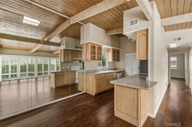 $4,995,000 | 2516 Bayside Drive, Corona del Mar, CA 92625