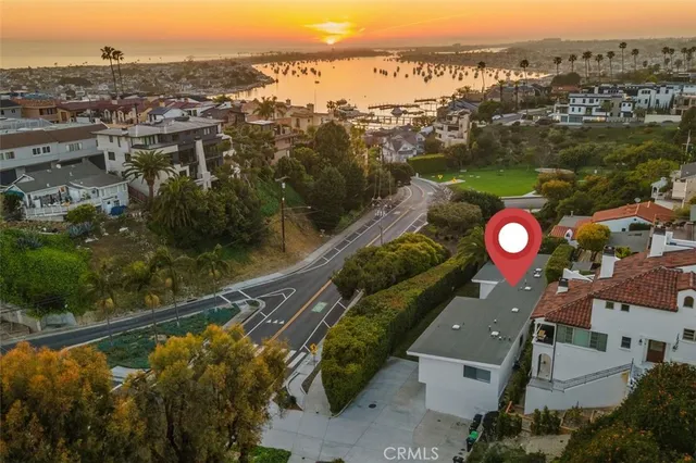 $4,995,000 | 2516 Bayside Drive, Corona del Mar, CA 92625