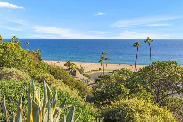 $4,995,000 | 2516 Bayside Drive, Corona del Mar, CA 92625