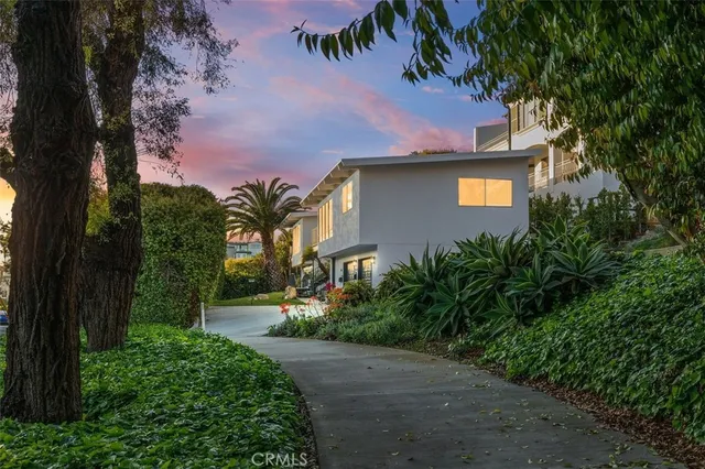 $4,995,000 | 2516 Bayside Drive, Corona del Mar, CA 92625