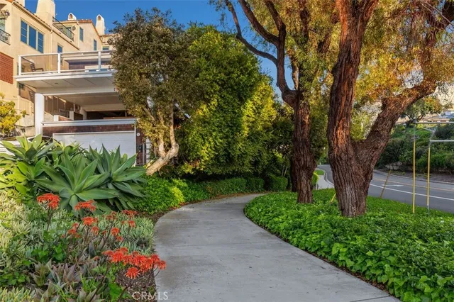 $4,995,000 | 2516 Bayside Drive, Corona del Mar, CA 92625