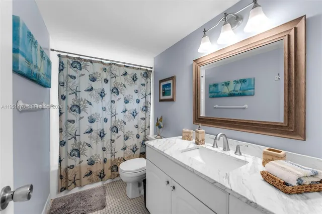 $2,900 | 87455 Old Highway, Unit 124, Islamorada, FL 33036