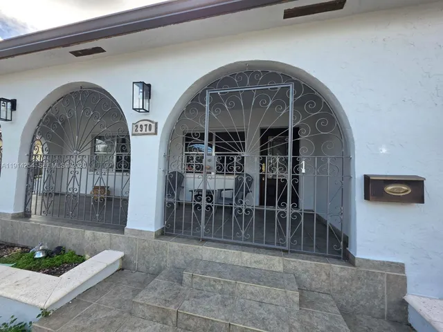 a view of hall with entryway