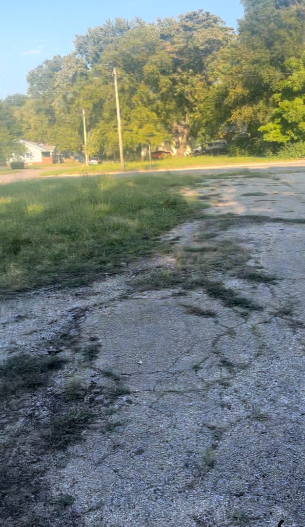 875 North Monroe Street Decatur, IL 62522 - Photo 10 of 11 a view of an ocean and beach